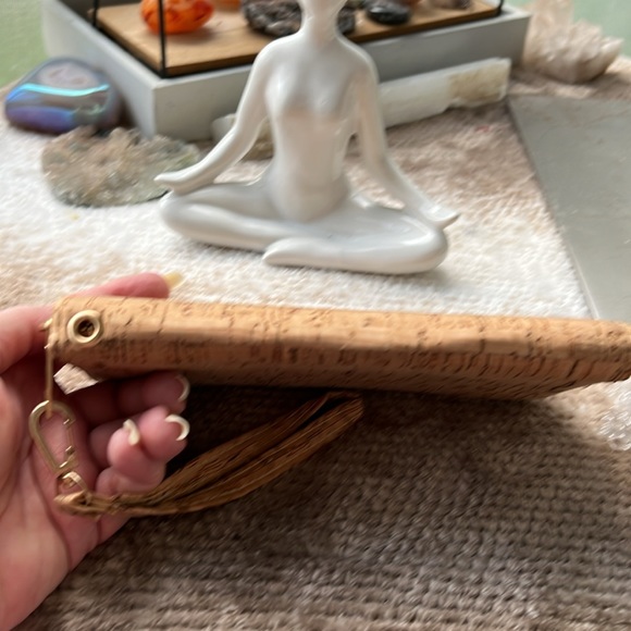 Womens cork like wallet.. nwot - Picture 4 of 8